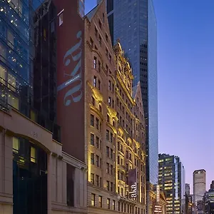 Aka Times Square Aparthotel